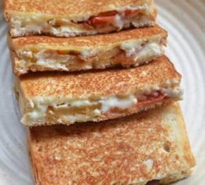 Aloo mutter mayo sandwich [regular]