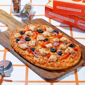 Smoked Chicken Pizza.