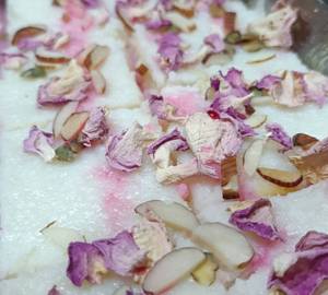 Rose Burfi [250 Grams]