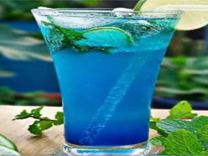 Blue Curacao Mojito