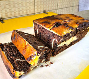 Chocolate Cheesecake Loaf ( 100 Gm )
