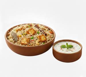 Paneer Pulao With Raita (Jain)