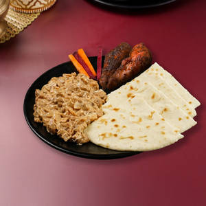 Classic Chicken Shawarma Plate