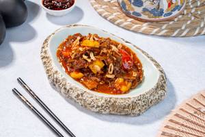 Lamb In Roasted Garlic Sauce (Mc)