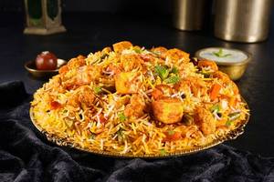 Hyderabadi Paneer Subz Biryani (Paneer and Veg Dum Biryani)(Spicy)