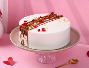 Classic Eggless Vanilla Cake