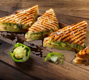 Cheese chutney sandwich