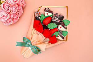 Heart Shaped Dark Chocolate Bouquet