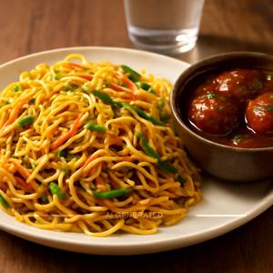 Veg Noodles With Manchurian