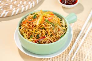 Three Pepper Noodles Veg (Mc)