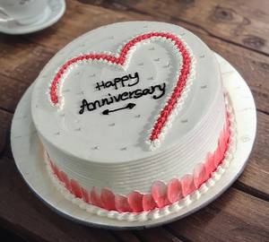 Special Happy Valentine Butterscotch Heart Cake