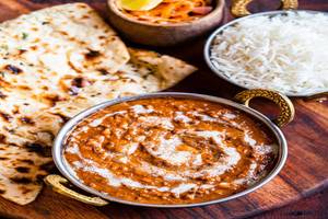 Dal Makhani With Naan