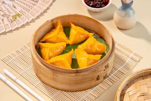 Sriracha Chicken Dumplings (Mc)