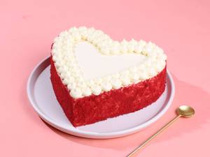 Eggless Heart Shaped Red Velvet Cake
