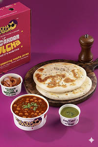 Tadke Wale Chole Meal