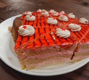 Strawberry Pastry
