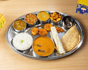 Veg Thali