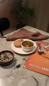 Khasta Kachori With Sabzi