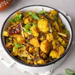 Aloo Gobi Bhujia