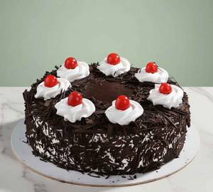 Black Forest Round Cake