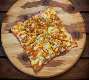 Bread cheesy corn pizza