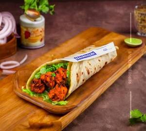 Chicken tikka roll