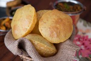 Poori (Namak Ajwain)