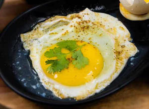 Egg singapuri fry oil