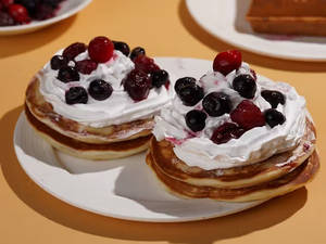 Fresh Berry Pancake