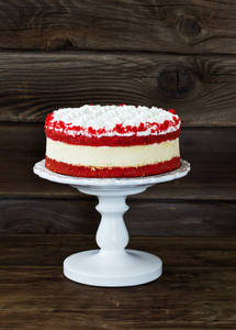 Red velvet round cake
