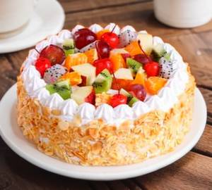 Fresh fruit cake