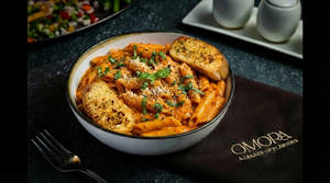 Veg Rose Sauce Pasta (mix Sauce)
