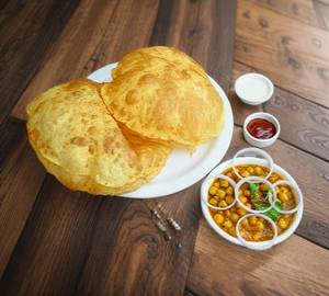 Chole Bhature [2 Bhature]