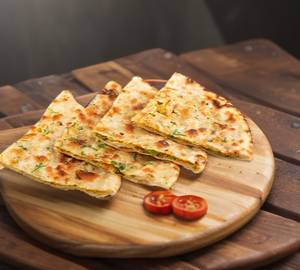2 aloo paratha