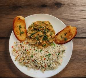 Chicken Stroganoff With Herbed Rice