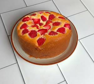 Strawberry Butter Cake [600 G]