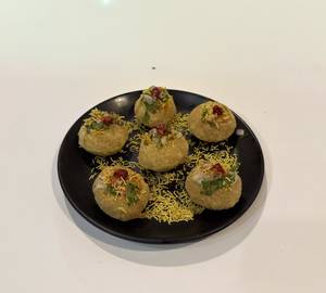 Sev Batata Puri