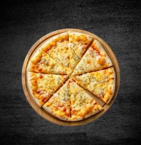 Cheese and corn pizza                