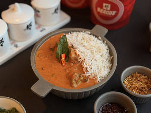 Chicken Thai Red Curry Meal
