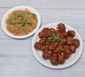 Veg Fried Rice [350 G] With Veg Manchurian Dry [350 G]