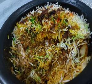 Handi Biryani (450 gms)