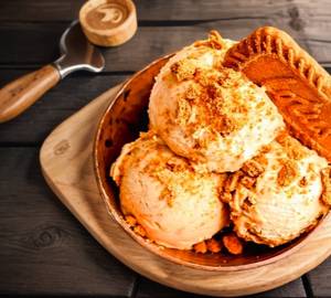 Lotus Biscoff Premium Ice Cream