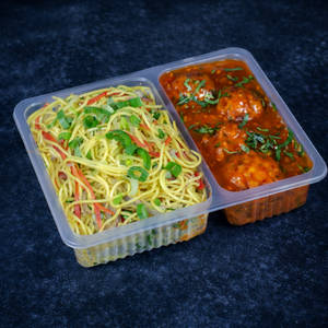 Veg Noodles Wtih Veg Manchurian