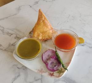 Malai paneer samosa [1 piece]