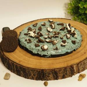 Kiki's Crunch Party Cake