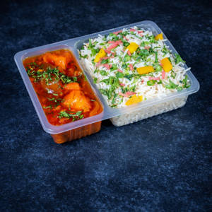Fried Rice With Chilli Paneer