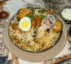 Classic Spicy Chicken Dum Biryani ( 750 Ml)