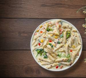 White Souse Pasta
