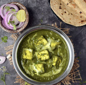 Lasooni Palak Paneer