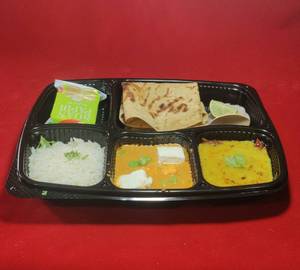 Matar Paneer Thali